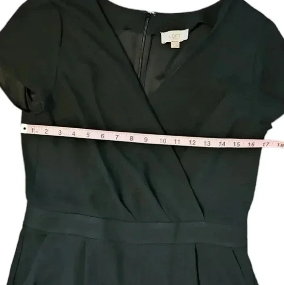 LOFT Outlet Black Short Sleeve Wide Leg Jumpsuit Size 6 Classic Career Preppy - Picture 8 of 9
